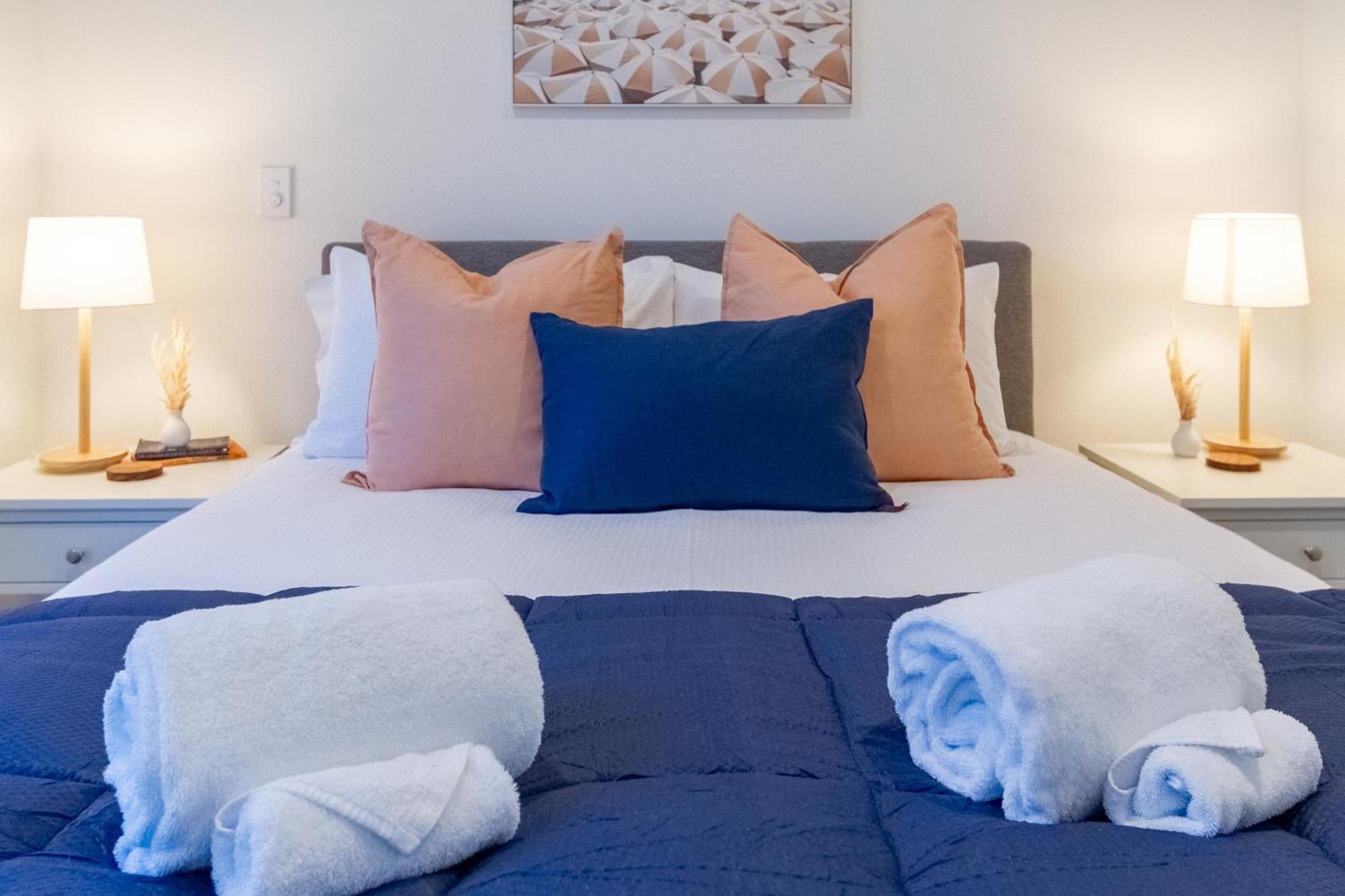 Urban Elegance - 2 Bed, 2 Bath In The Cbd Apartamento Christchurch Exterior foto
